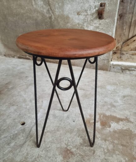 Old design stool retro plant table